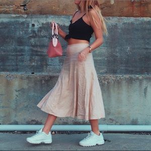 Meet your Posher, Tay